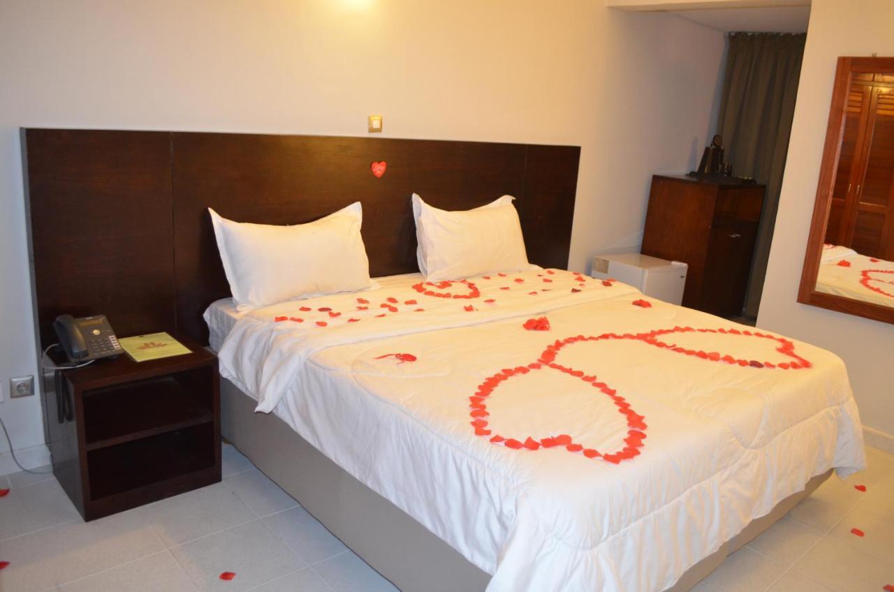 Hotel La Rose Blanche أبيدجان المظهر الخارجي الصورة