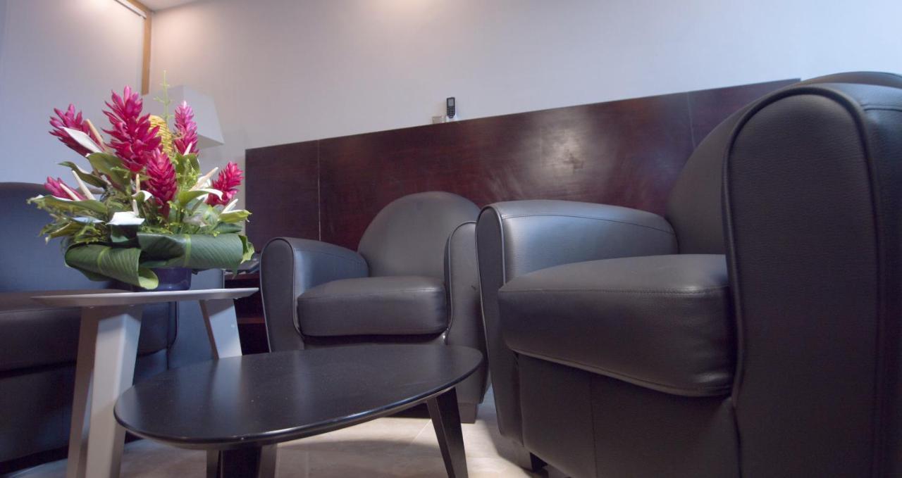 Hotel La Rose Blanche أبيدجان المظهر الخارجي الصورة