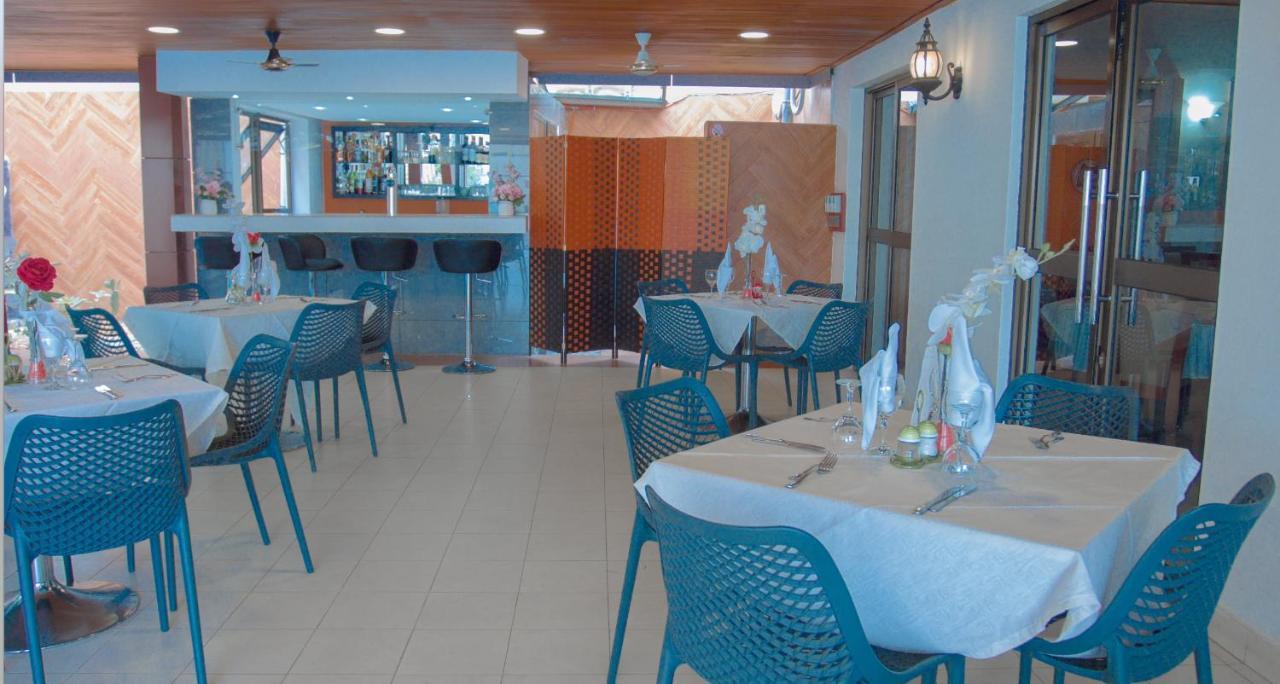Hotel La Rose Blanche أبيدجان المظهر الخارجي الصورة